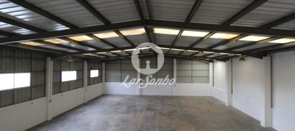 567m² Warehouse in Requiao, Portugal No. 61675 2