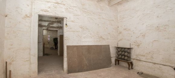 1818m² Commercial property in Ciutadella De Menorca, Spain No. 1355 13