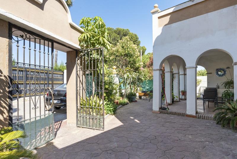 6 غرف نوم منزل في Estepona, Spain رقم 243471