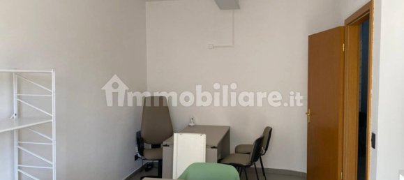 4 rooms Office in Siderno, Italy No. 211233 11