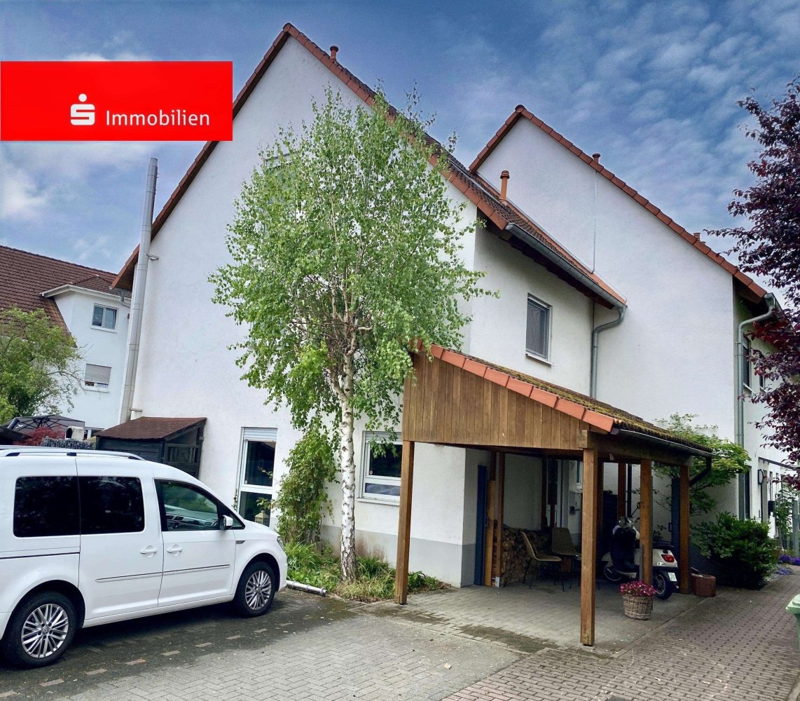 Adosado de 4 dormitorios en Bergstrase, Germany No. 238656