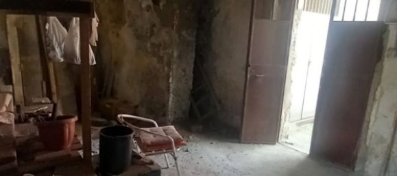 Коммерческая недвижимость 17м² в Сомма Везувиана, Италия № 317252 2