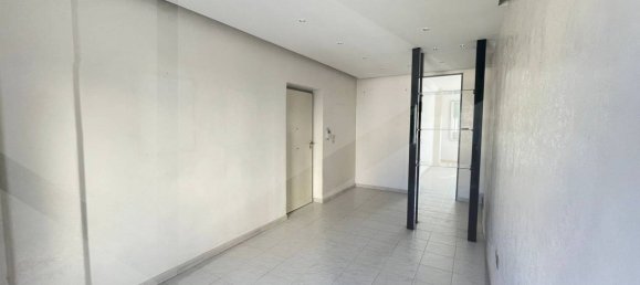 3 rooms Apartment in Molfetta, Italy No. 20455 11