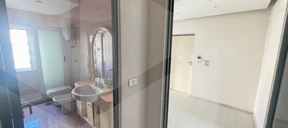 3 rooms Apartment in Molfetta, Italy No. 20455 27