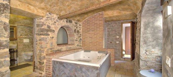 5 rooms Duplex in Gaiole in Chianti, Italy No. 253784 4