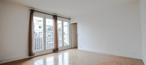 1 bedroom Apartment in Courbevoie, France No. 167411 20