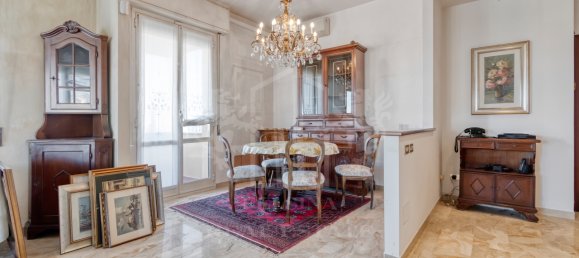 4-Zimmer Wohnung in Bologna, Italy, Nr. 40469 5