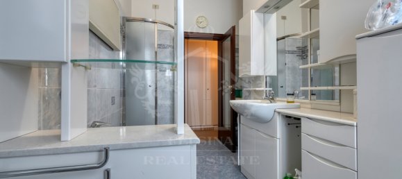 4-Zimmer Wohnung in Bologna, Italy, Nr. 40469 29