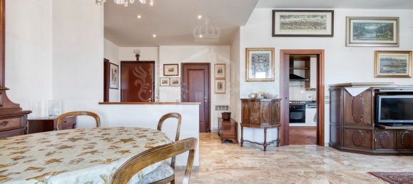 4-Zimmer Wohnung in Bologna, Italy, Nr. 40469 8