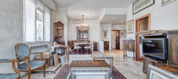 4-Zimmer Wohnung in Bologna, Italy, Nr. 40469 10