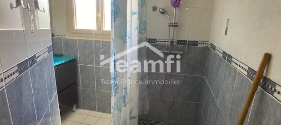 2 bedrooms House in Saint-Caprais, France No. 232221 4