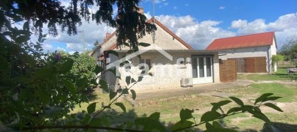 2 bedrooms House in Saint-Caprais, France No. 232221 5