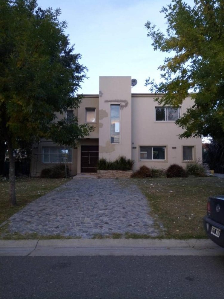 3 chambres Maison à Escobar, Argentina No. 61650