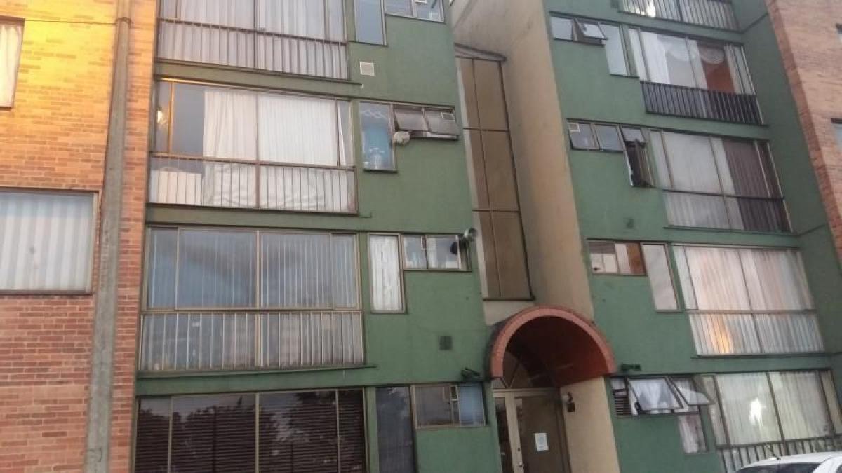 3 bedrooms House in Bogota, Colombia No. 10294