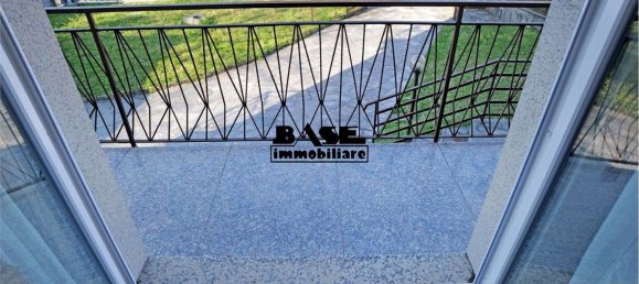 8 rooms Villa in Vertemate con Minoprio, Italy No. 3012 19