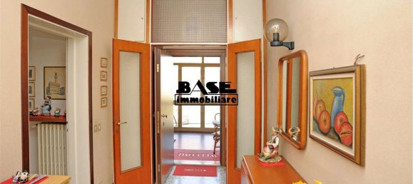 8 rooms Villa in Vertemate con Minoprio, Italy No. 3012 12