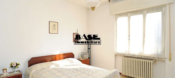 8 rooms Villa in Vertemate con Minoprio, Italy No. 3012 33