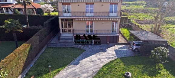 8 rooms Villa in Vertemate con Minoprio, Italy No. 3012 7