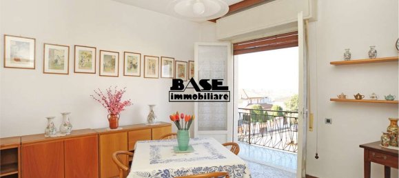 8 rooms Villa in Vertemate con Minoprio, Italy No. 3012 29
