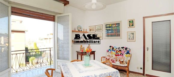 8 rooms Villa in Vertemate con Minoprio, Italy No. 3012 28