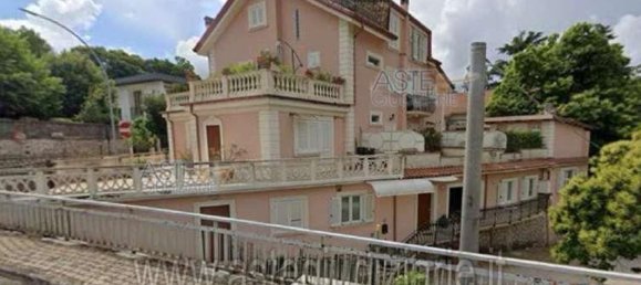 11 rooms House in Fiuggi, Italy No. 32235 10
