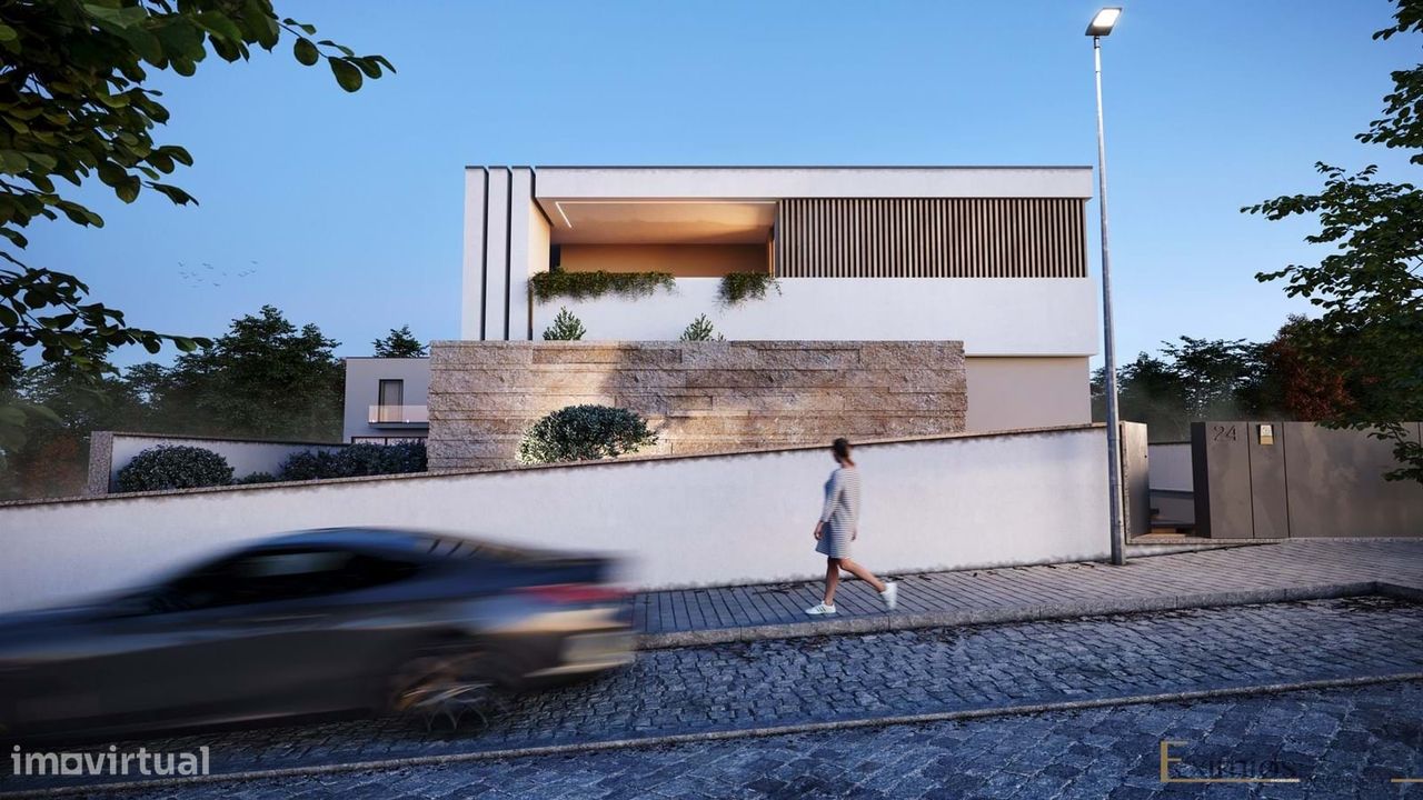 477m² Land in Vila do Conde, Portugal No. 304551