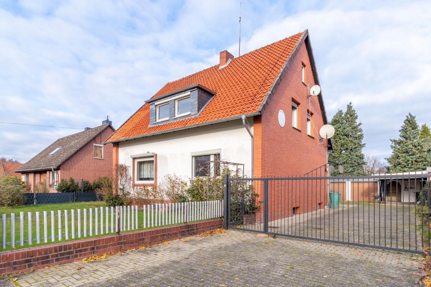 7-Zimmer Haus in Peine, Germany, Nr. 126129