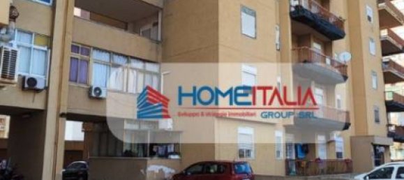 2 bedrooms Apartment in Palermo, Italy No. 62260 4