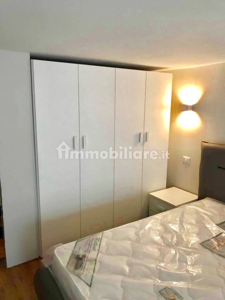 2 bedrooms Apartment in Milan, Italy No. 319640