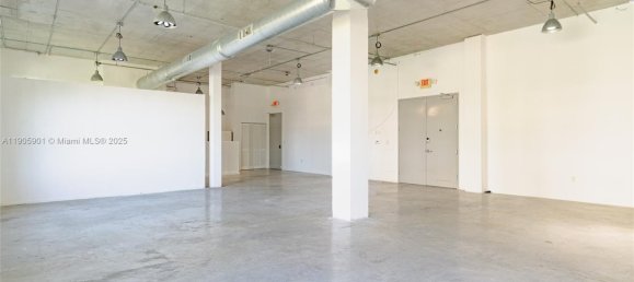 1 dormitorio propiedad comercial en alquiler en Miami, Miami-Dade, Florida, USA № 615854 2