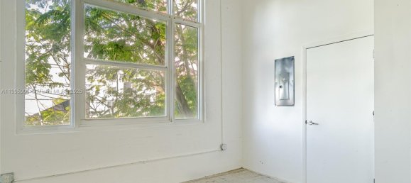 1 dormitorio propiedad comercial en alquiler en Miami, Miami-Dade, Florida, USA № 615854 5