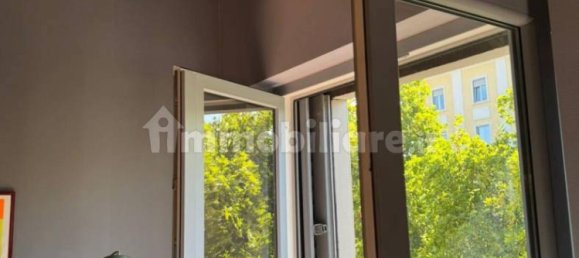 2 bedrooms Apartment in Milan, Italy No. 266569 10