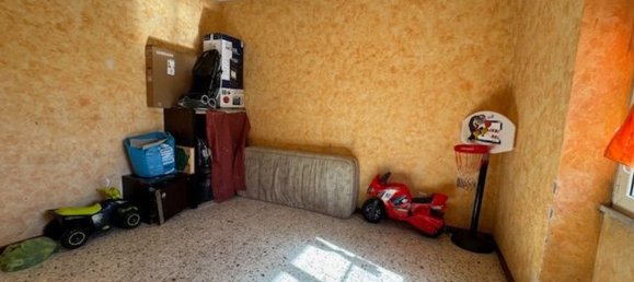 Квартира с 5 комнатами в Априлия, Италия № 155172 12