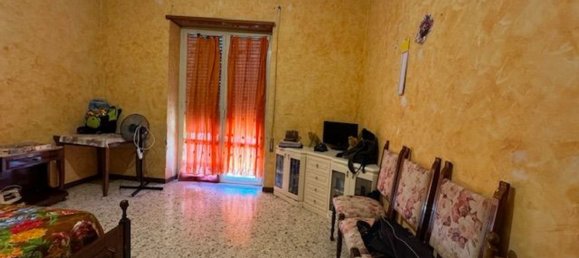 Квартира с 5 комнатами в Априлия, Италия № 155172 4