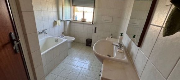 Квартира с 5 комнатами в Априлия, Италия № 155172 9