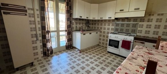 Квартира с 5 комнатами в Априлия, Италия № 155172 23