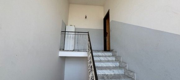 Квартира с 5 комнатами в Априлия, Италия № 155172 20