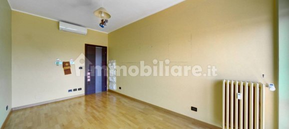 3 Schlafzimmer Wohnung in Borgaro Torinese, Italy, Nr. 262839 21