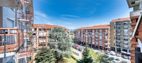 3 Schlafzimmer Wohnung in Borgaro Torinese, Italy, Nr. 262839 9