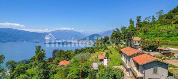 3 bedrooms Villa in Laveno-Mombello, Italy No. 314103 6