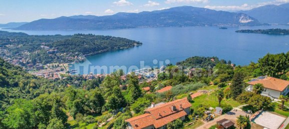 3 bedrooms Villa in Laveno-Mombello, Italy No. 314103 9