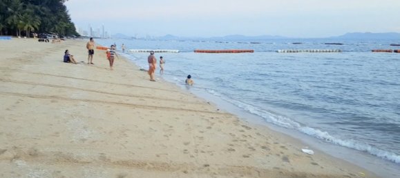 5 chambres house à vendre à Pattaya, Chonburi, Eastern Thailand, Thailand № 61500 23