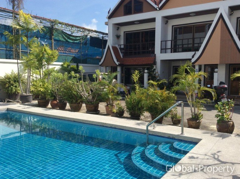5 chambres house à vendre à Pattaya, Chonburi, Eastern Thailand, Thailand № 61500