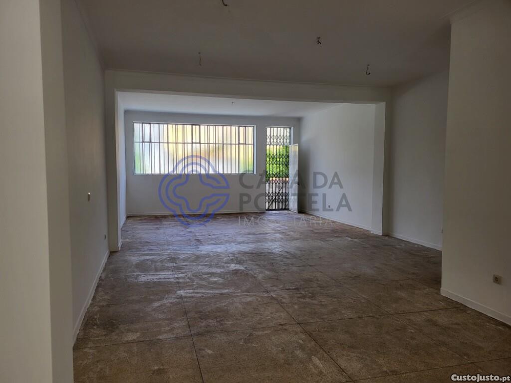 Коммерческая недвижимость 116м² в Порту, Португалия № 58580