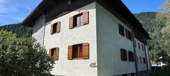 4 bedrooms Apartment in Pinzolo, Italy No. 345951 2