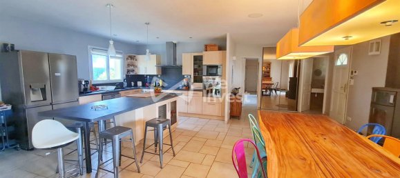 4 bedrooms Villa in Vasselin, France No. 207266 3