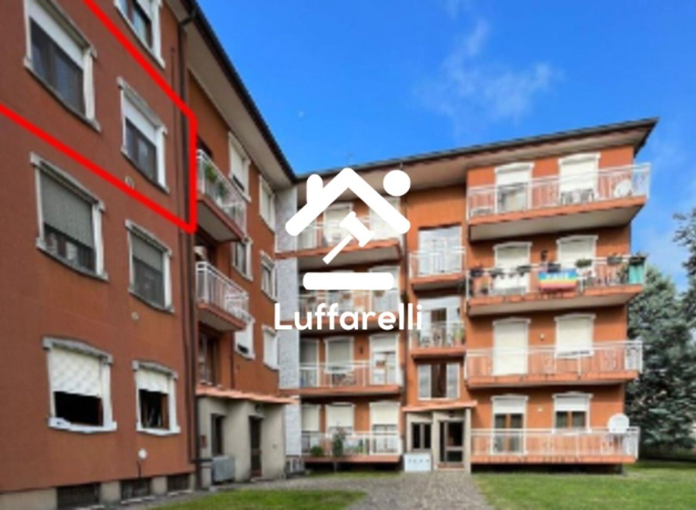 7 rooms Apartment in Lomagna, Italy No. 5206