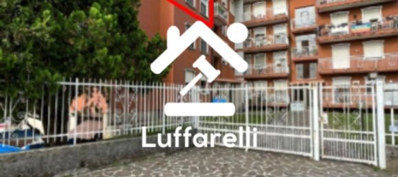 7 rooms Apartment in Lomagna, Italy No. 5206 3