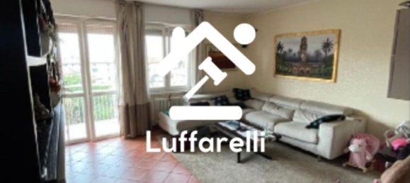 7 rooms Apartment in Lomagna, Italy No. 5206 16