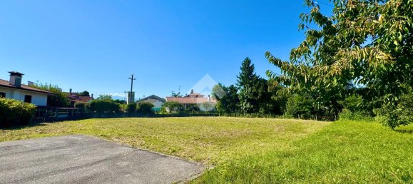 Terrain à Pordenone, Italy 1145m² No. 359937 5